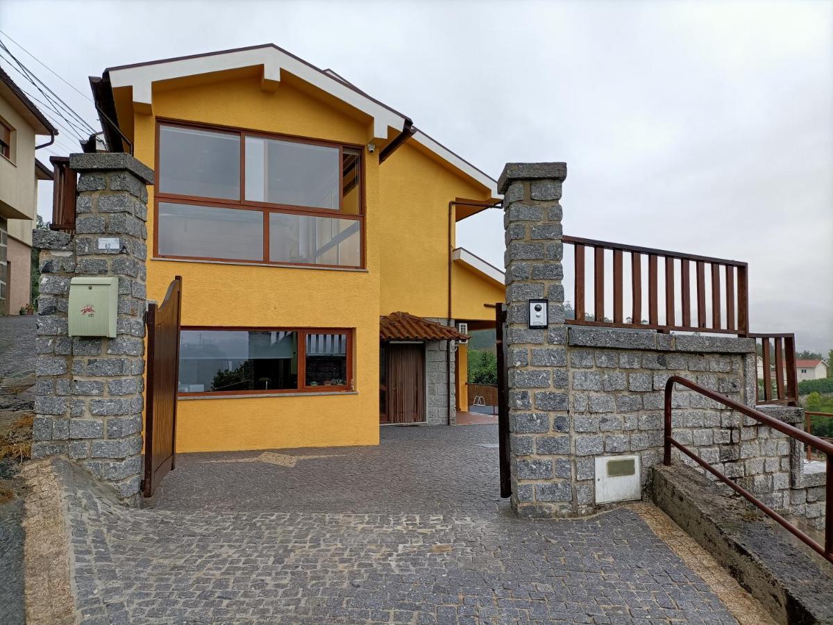 Casa Amarela Da Canicada فييرا دو مينهو المظهر الخارجي الصورة